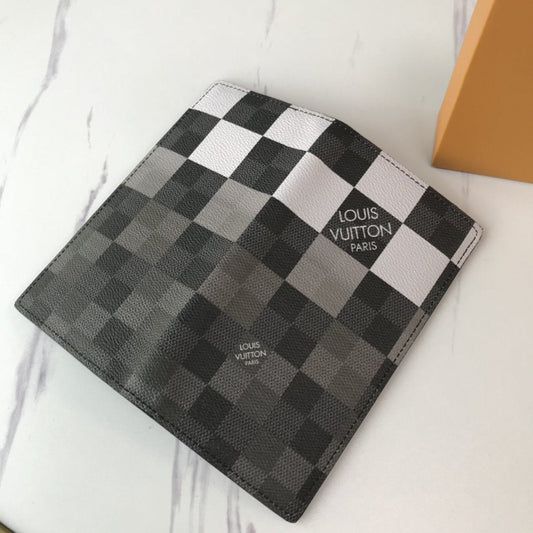 BL - High Quality Wallet LUV 051