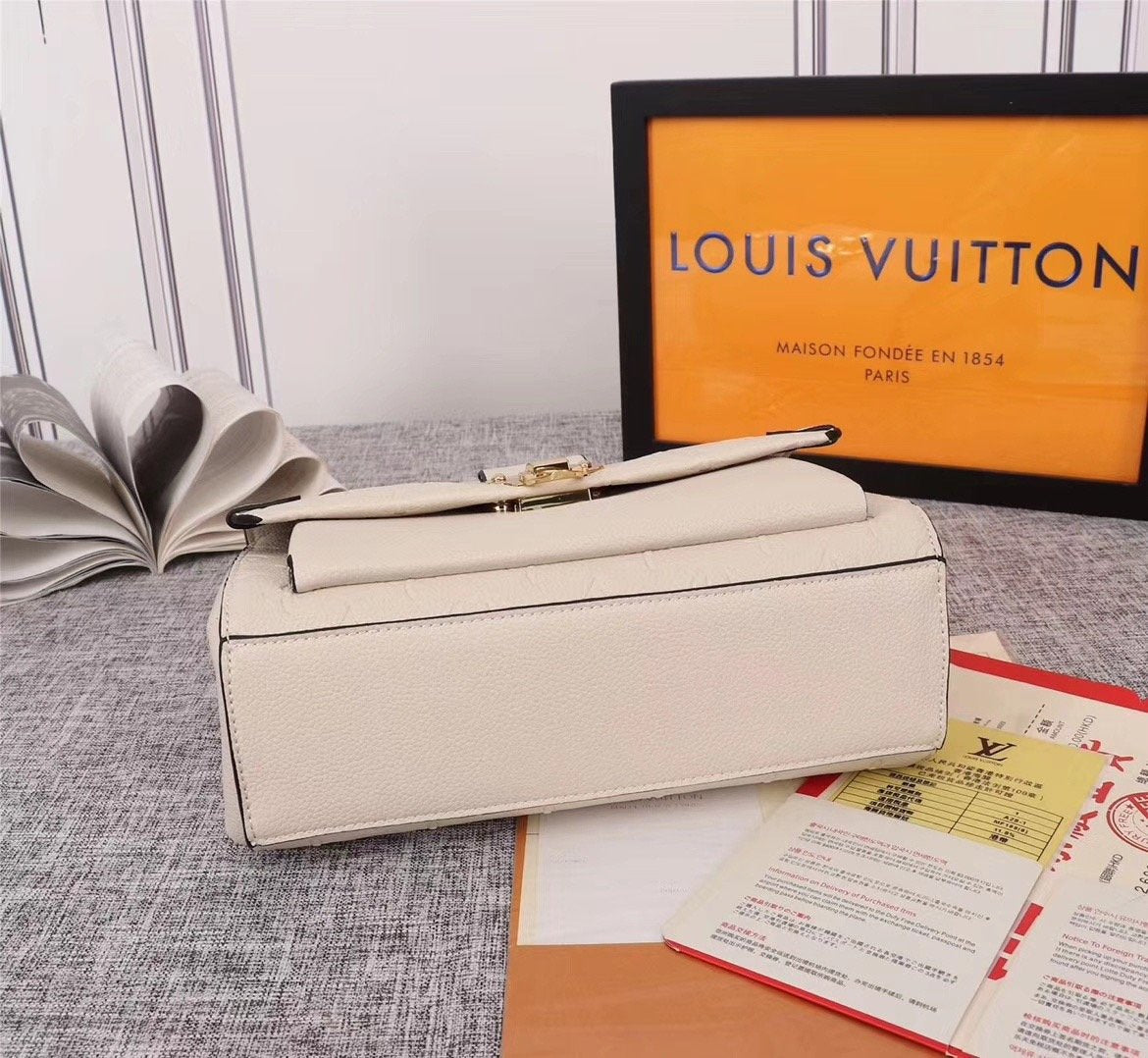 BL - High Quality Bags LUV 275