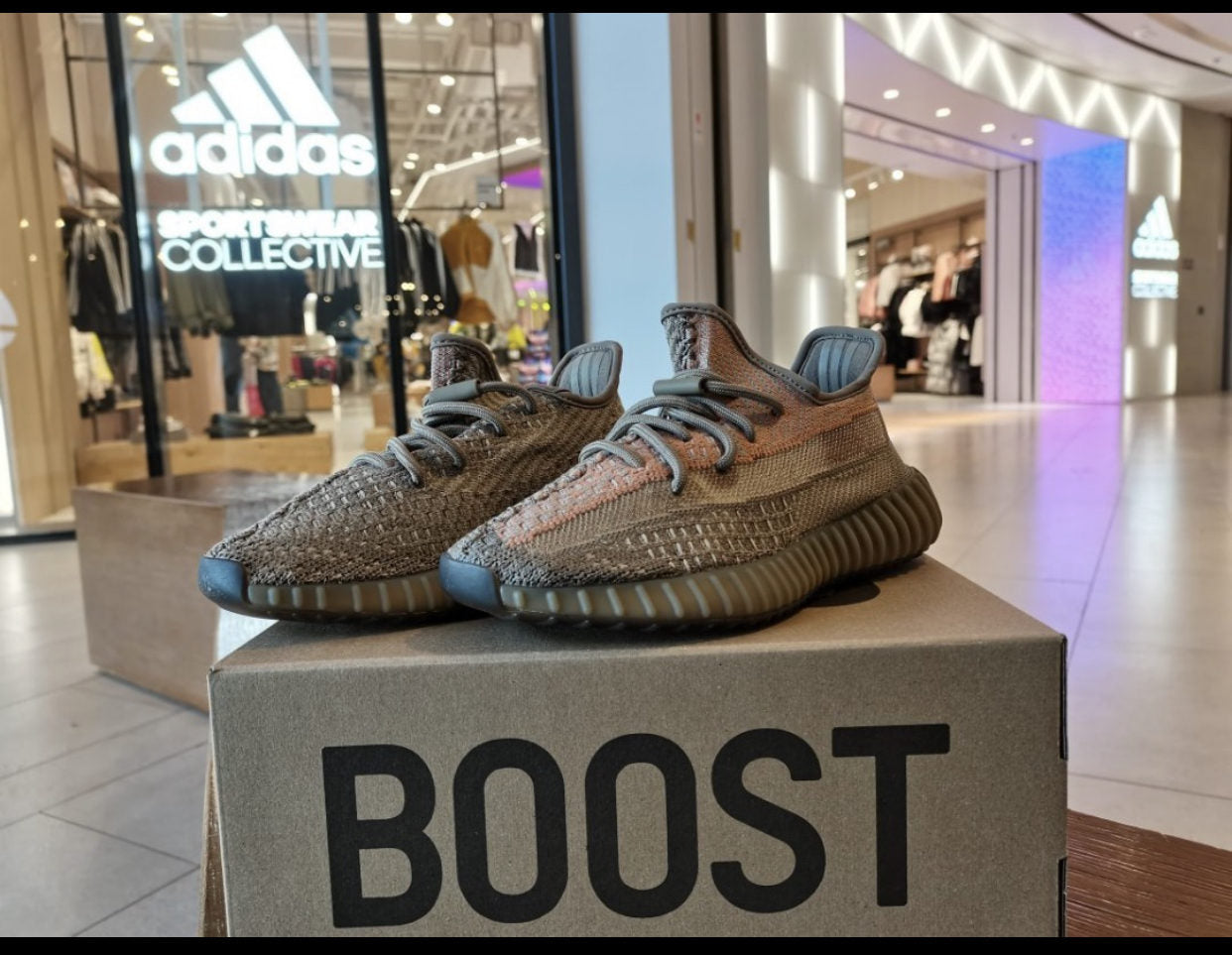 BL - Yzy 350 Dirty Orange Angel Sneaker