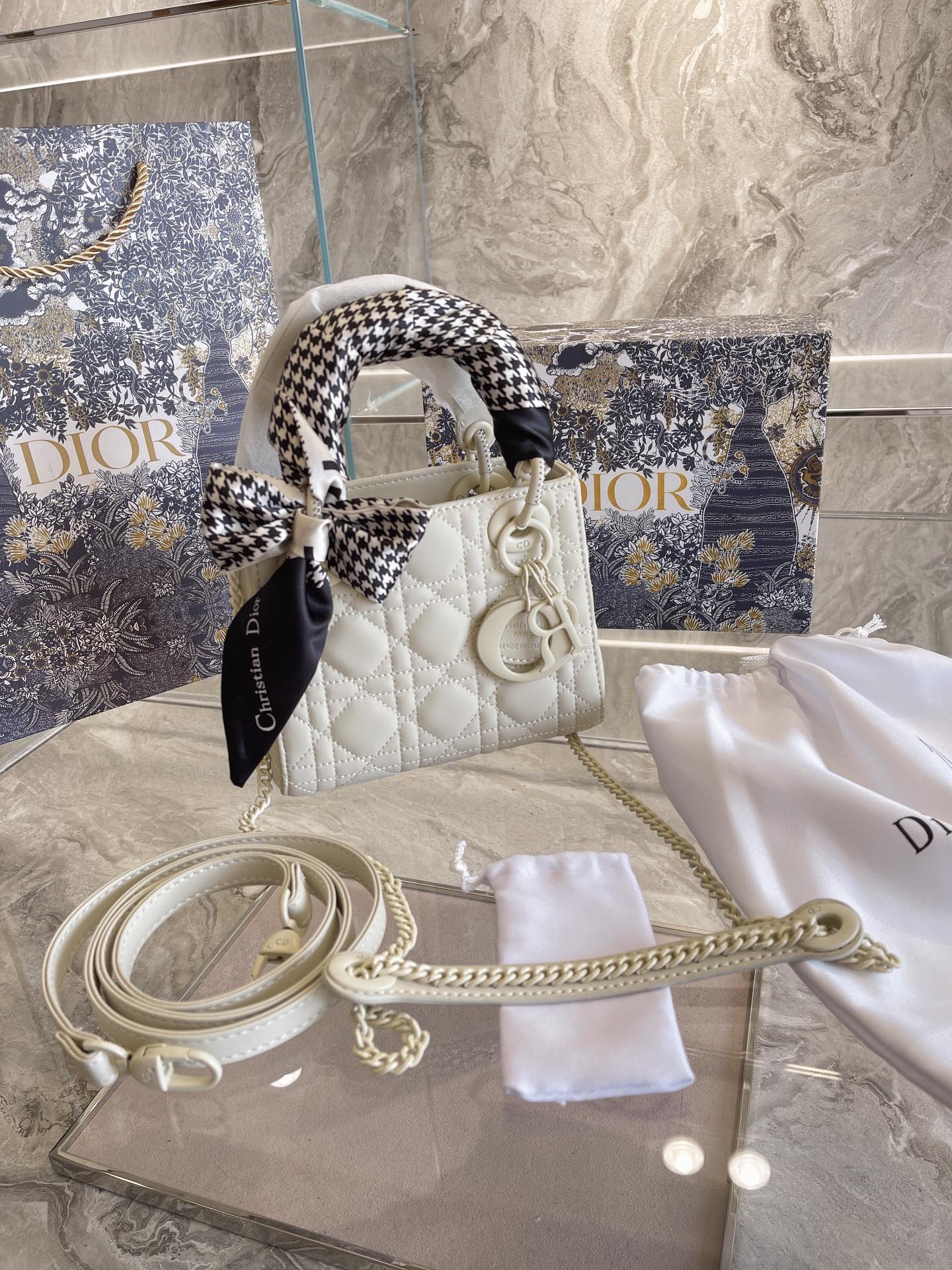 BL - High Quality Bags DIR 057