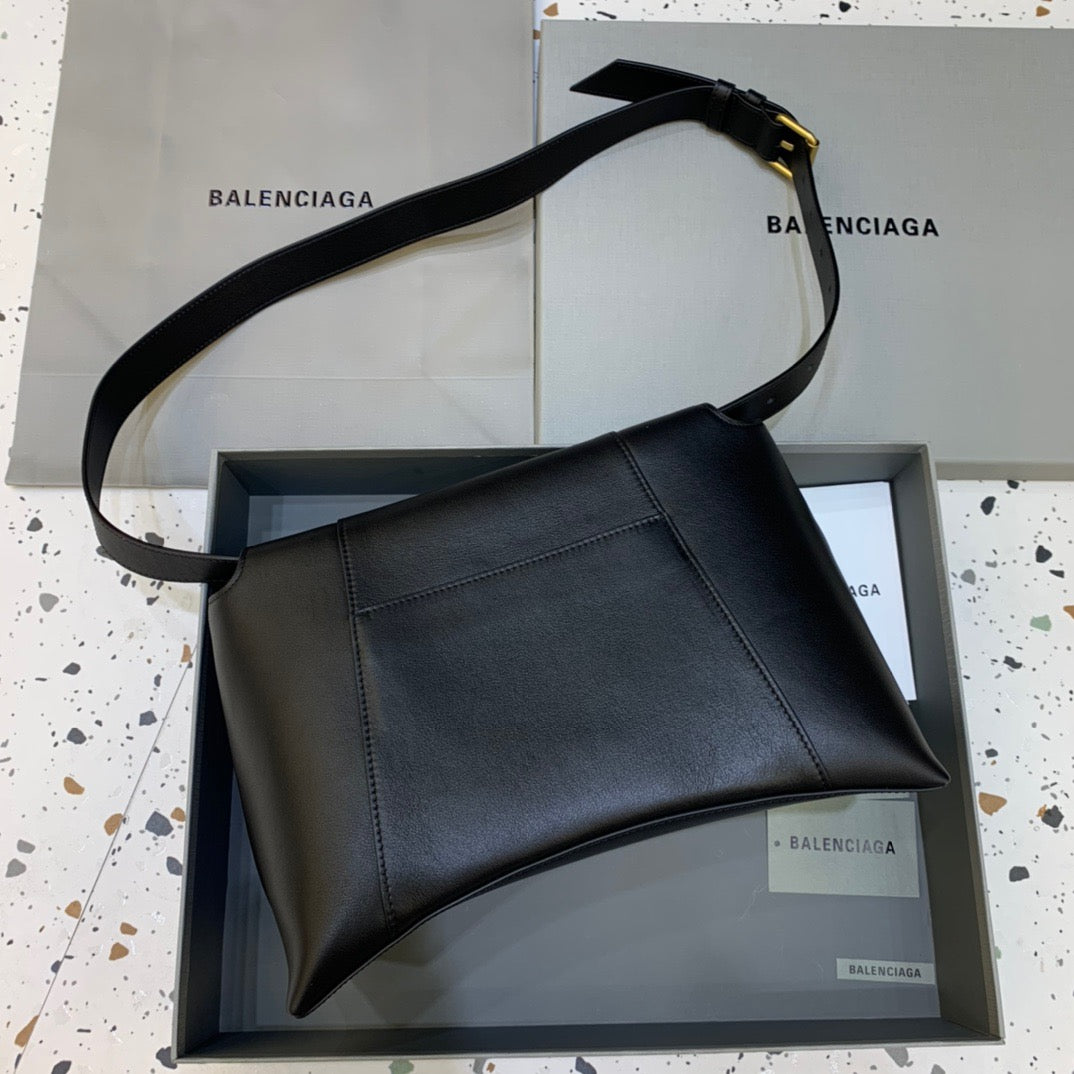 Balen Downtown Medium Shoulder Bag In Black, For Women, Bags 12.6in/32cm