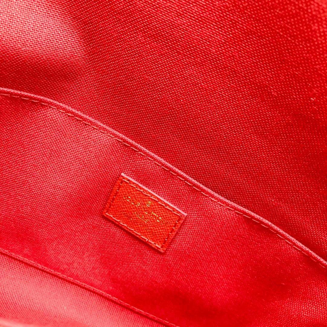 BL - High Quality Bags LUV 999