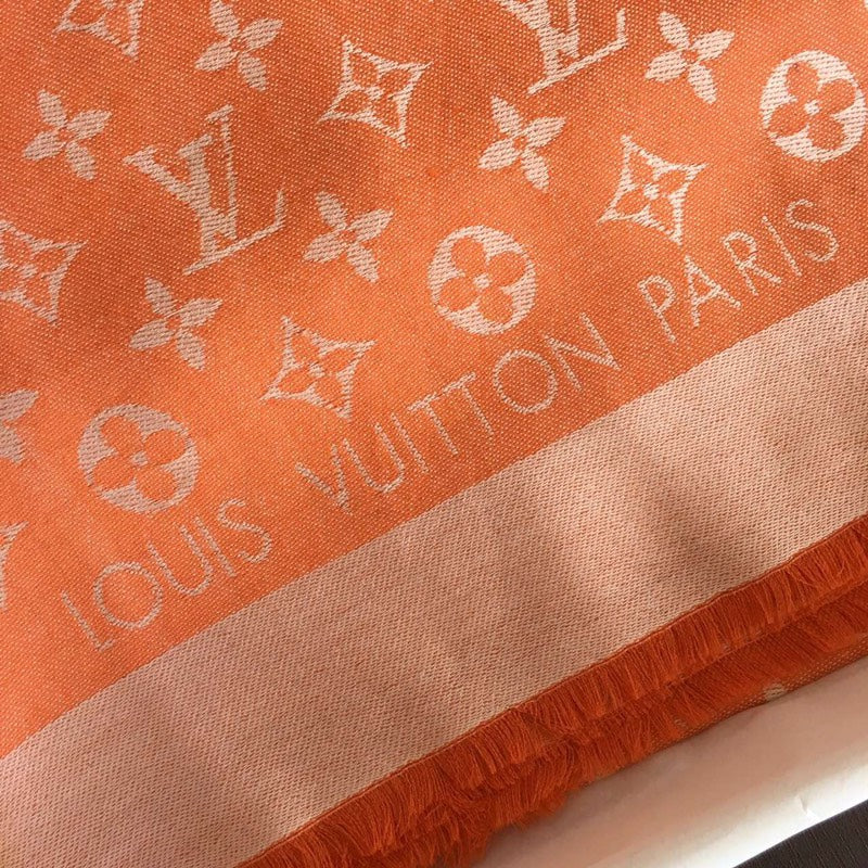 High Quality LUV Scarf 025