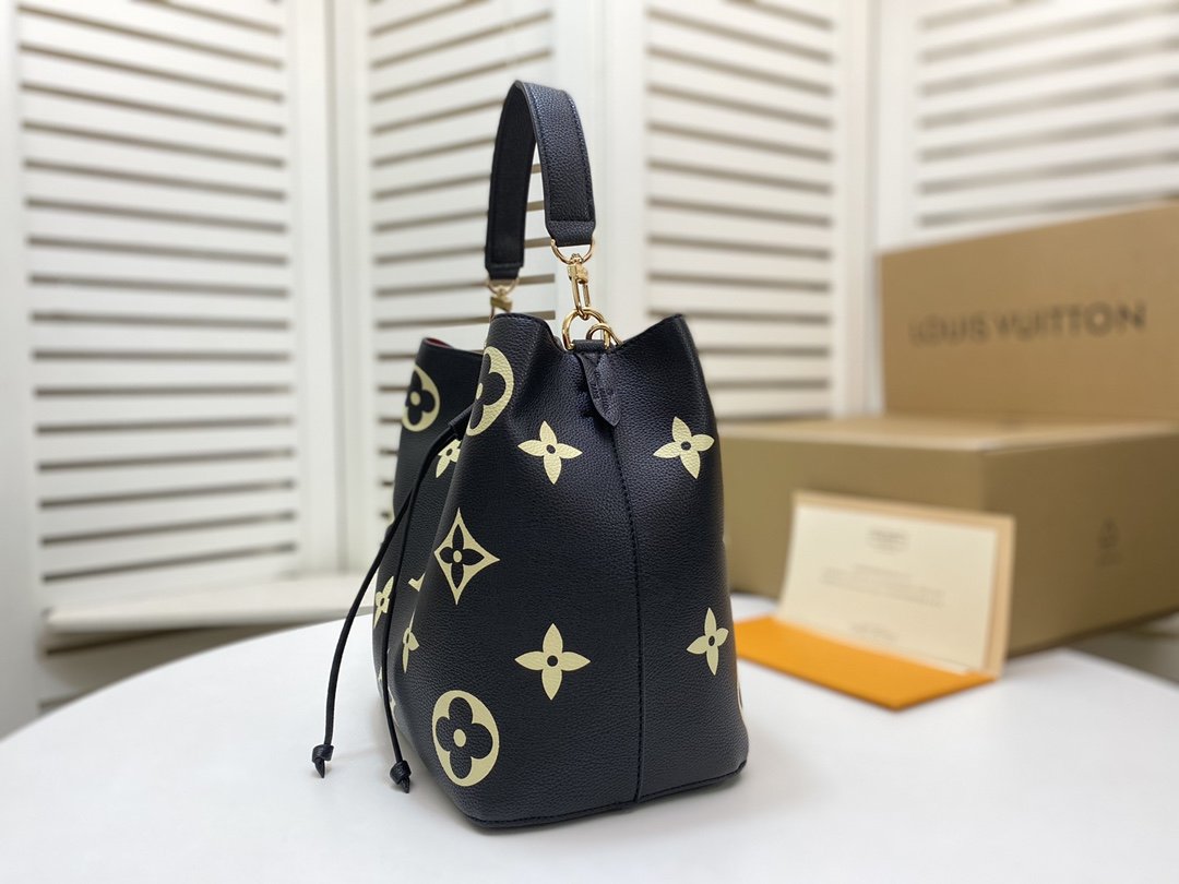 BL - High Quality Bags LUV 103
