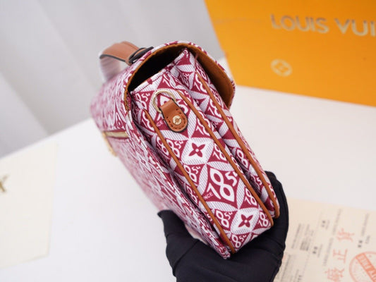 BL - High Quality Bags LUV 128