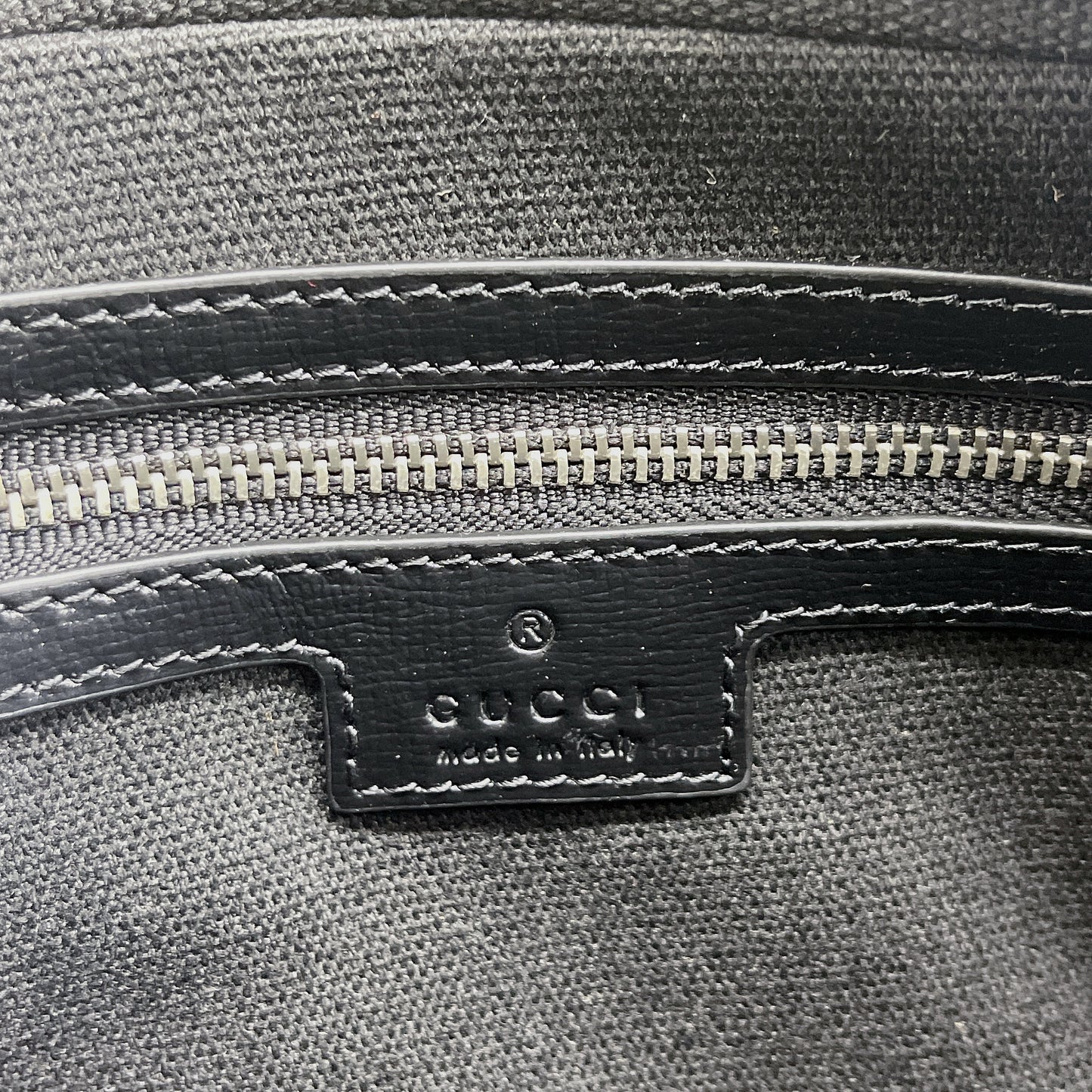 gg Shoulder Bag With Interlocking G Black gg Supreme Canvas For Women 9.6in/24.5cm gg 703468 92THF 1000