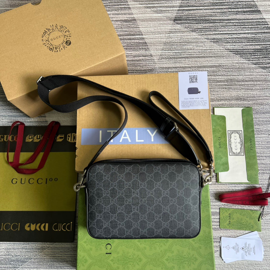 gg Shoulder Bag With Interlocking G Black gg Supreme Canvas For Women 9.6in/24.5cm gg 703468 92THF 1000