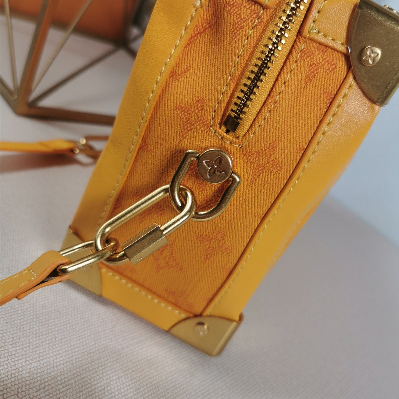 BL - High Quality Bags LUV 256