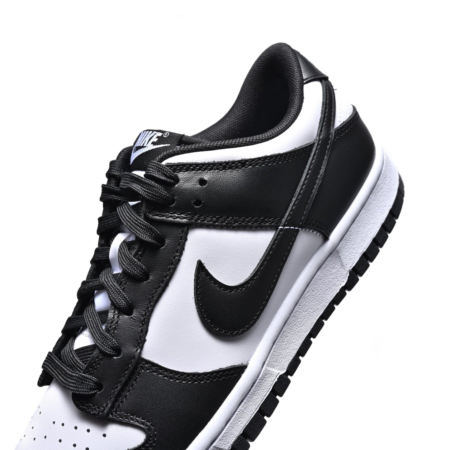 BL - NKE black and white panda