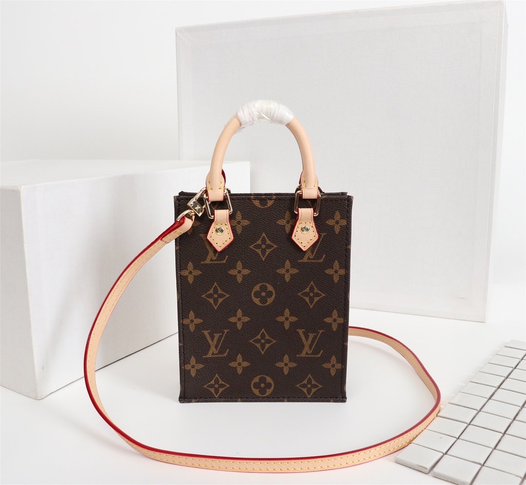 BL - High Quality Bags LUV 010
