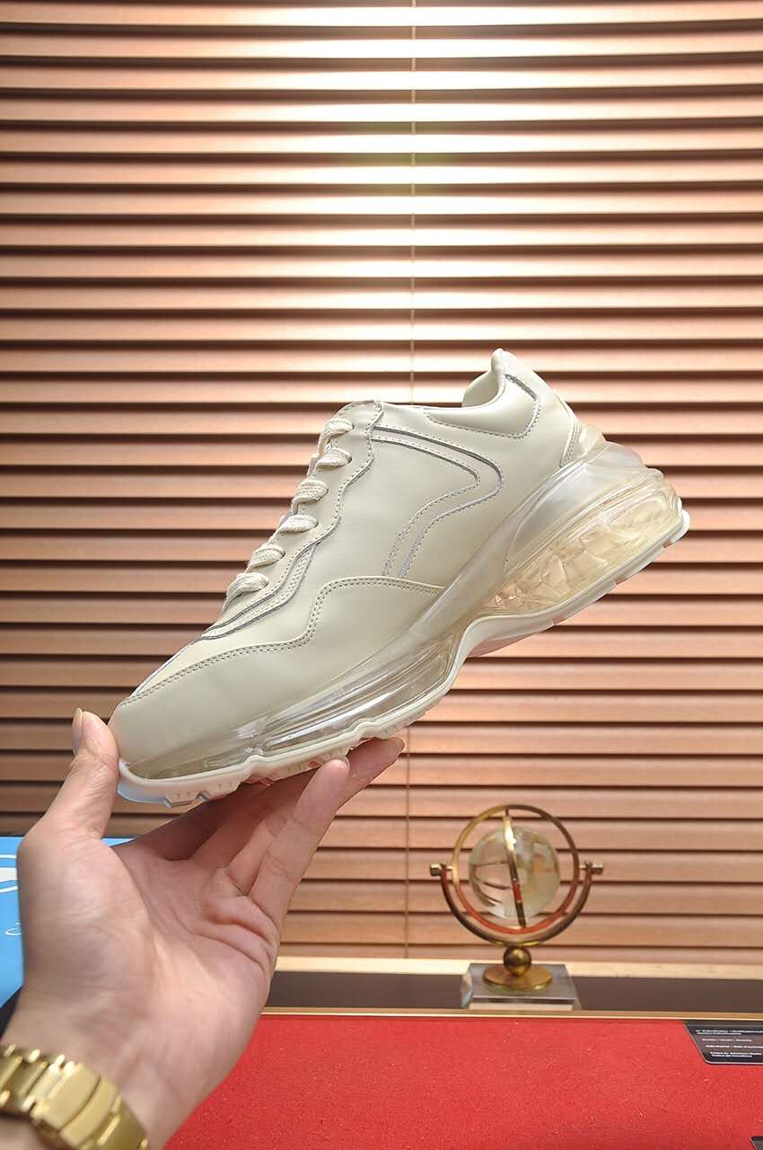 BL-GCI Rhyton Chunky Logo Sneaker 061