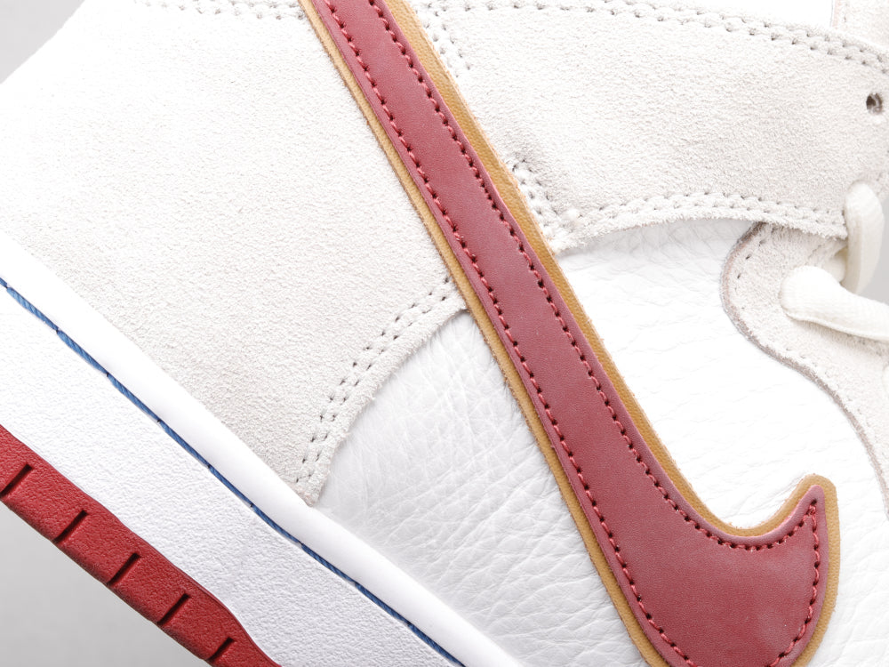 BL - Beige and red hook high top knight color matching
