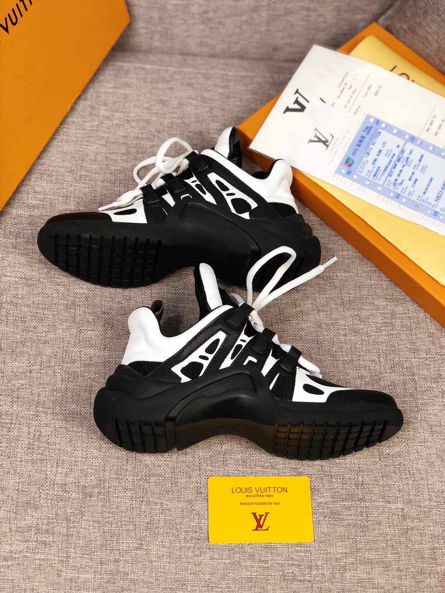 BL - LUV Archlight Black White Sneaker