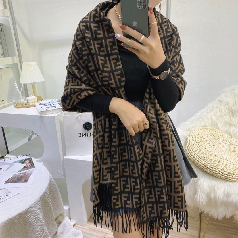 High Quality FEI Scarf 018