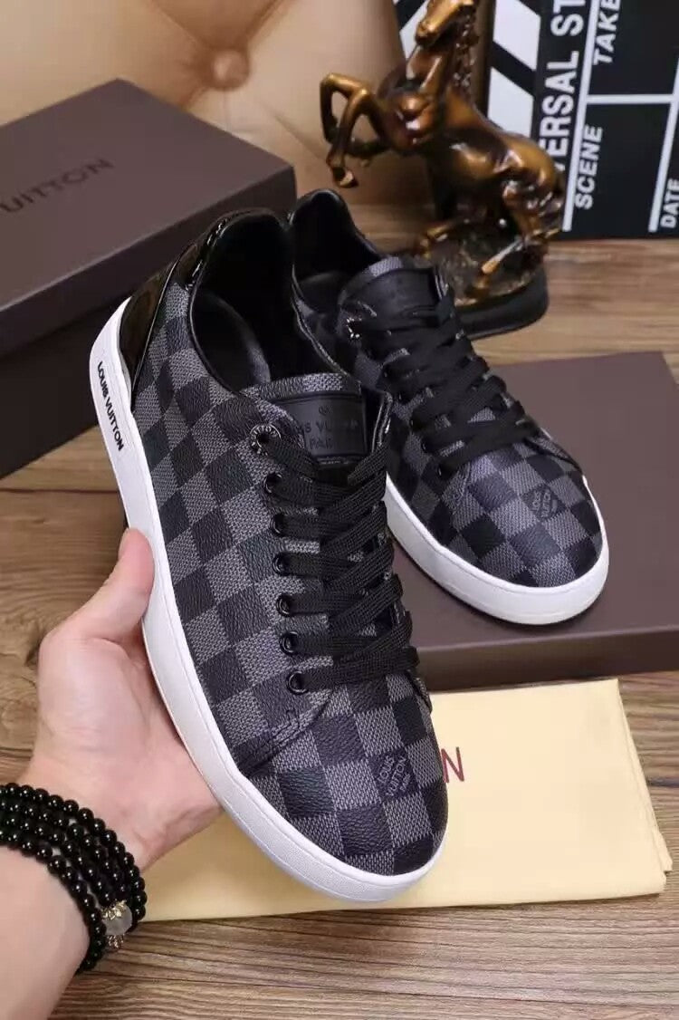 BL - LUV Black Sneaker