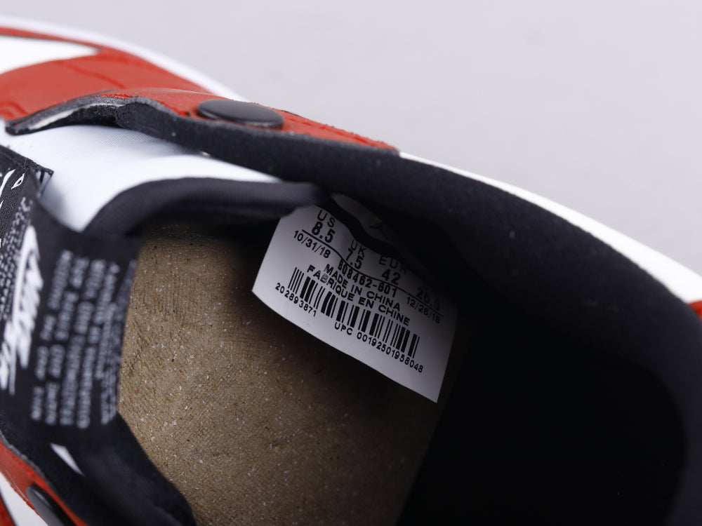 BL - AJ1 Chicago Reflection