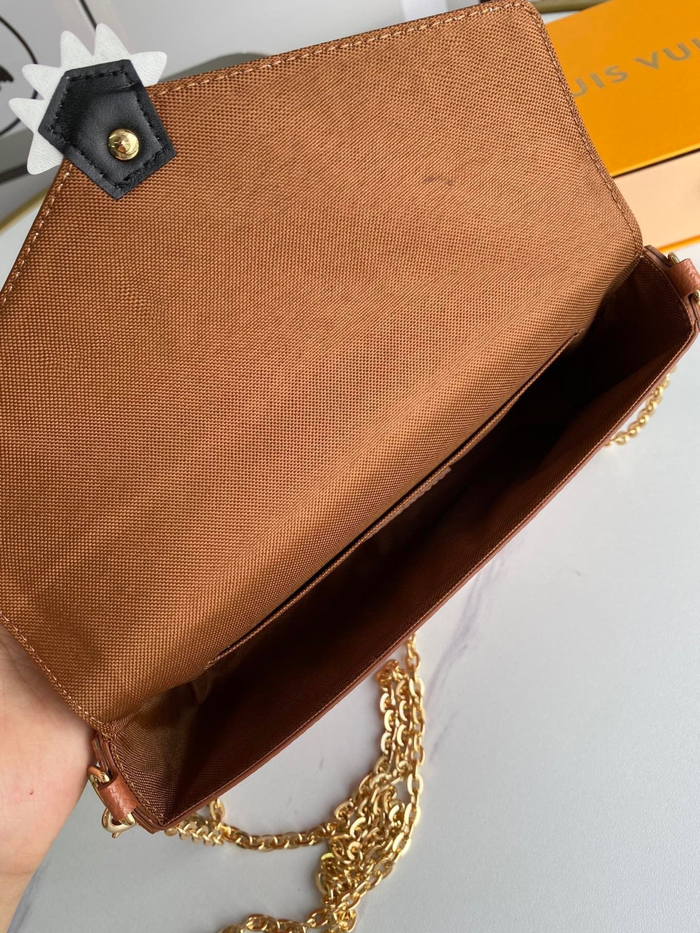 BL - High Quality Bags LUV 033