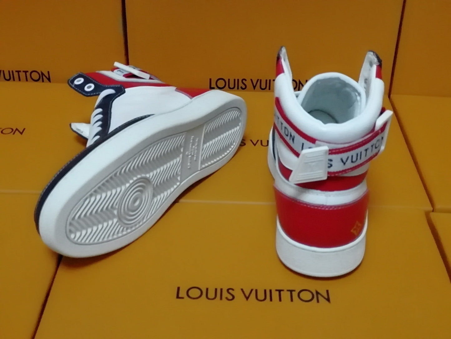 BL - Luv Rivoli Black Red Sneaker