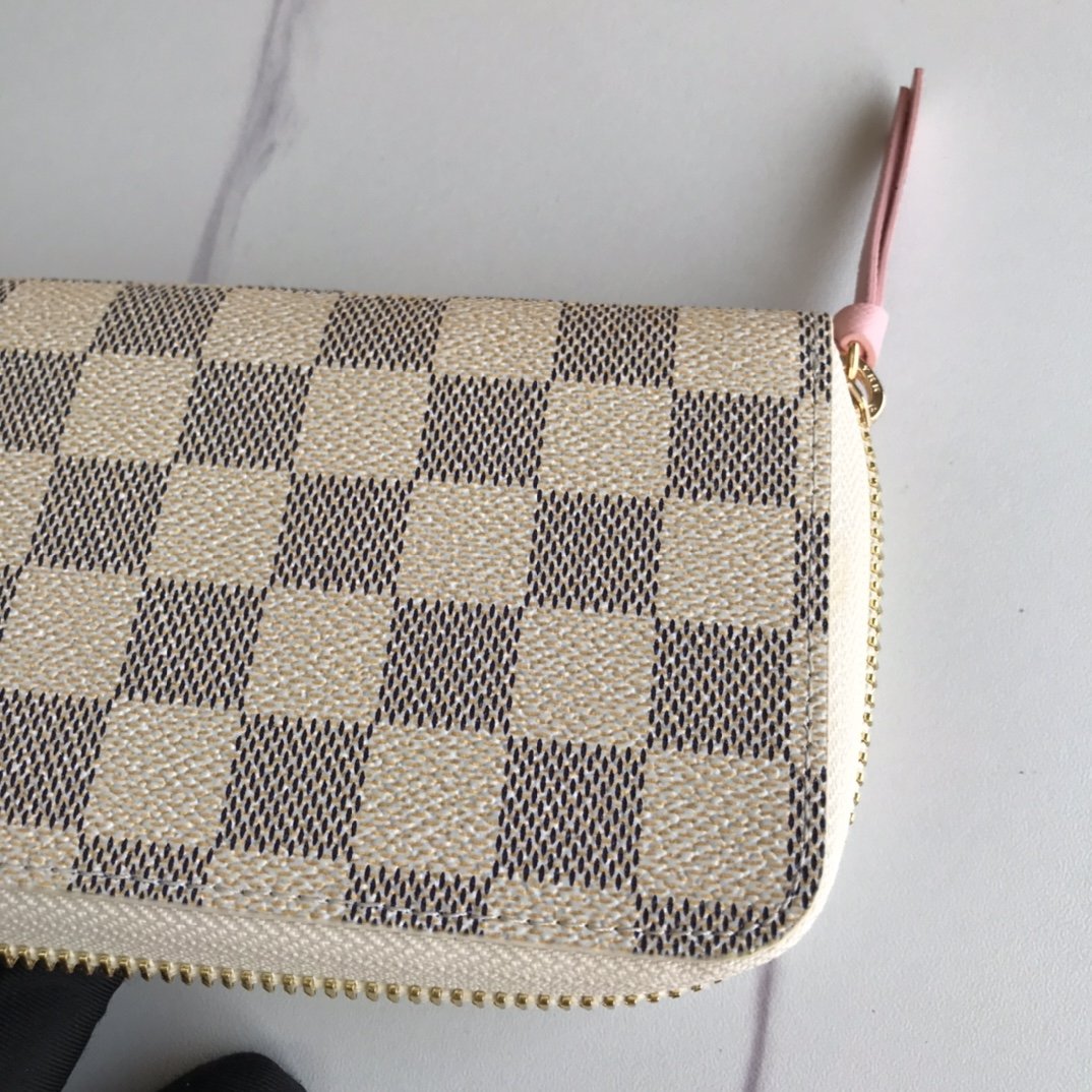 BL - High Quality Wallet LUV 019