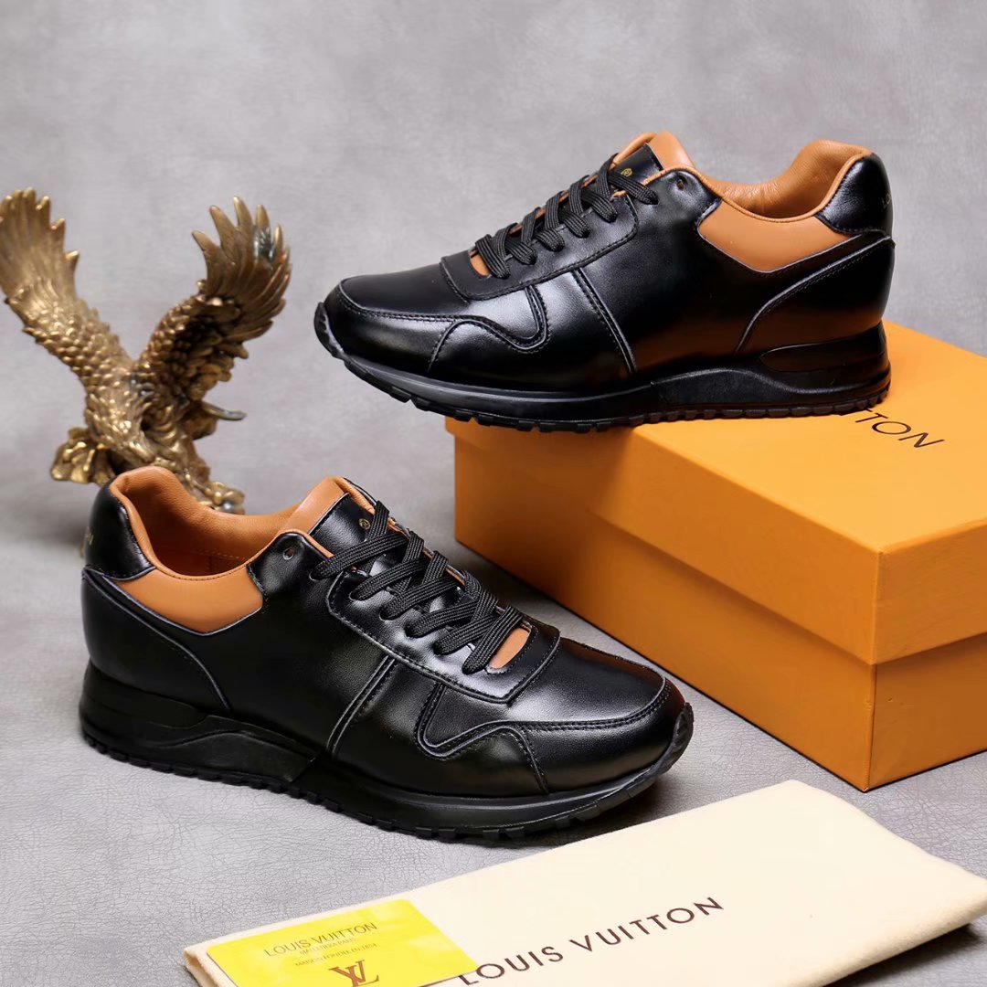 BL - LUV Run Away Black Sneaker