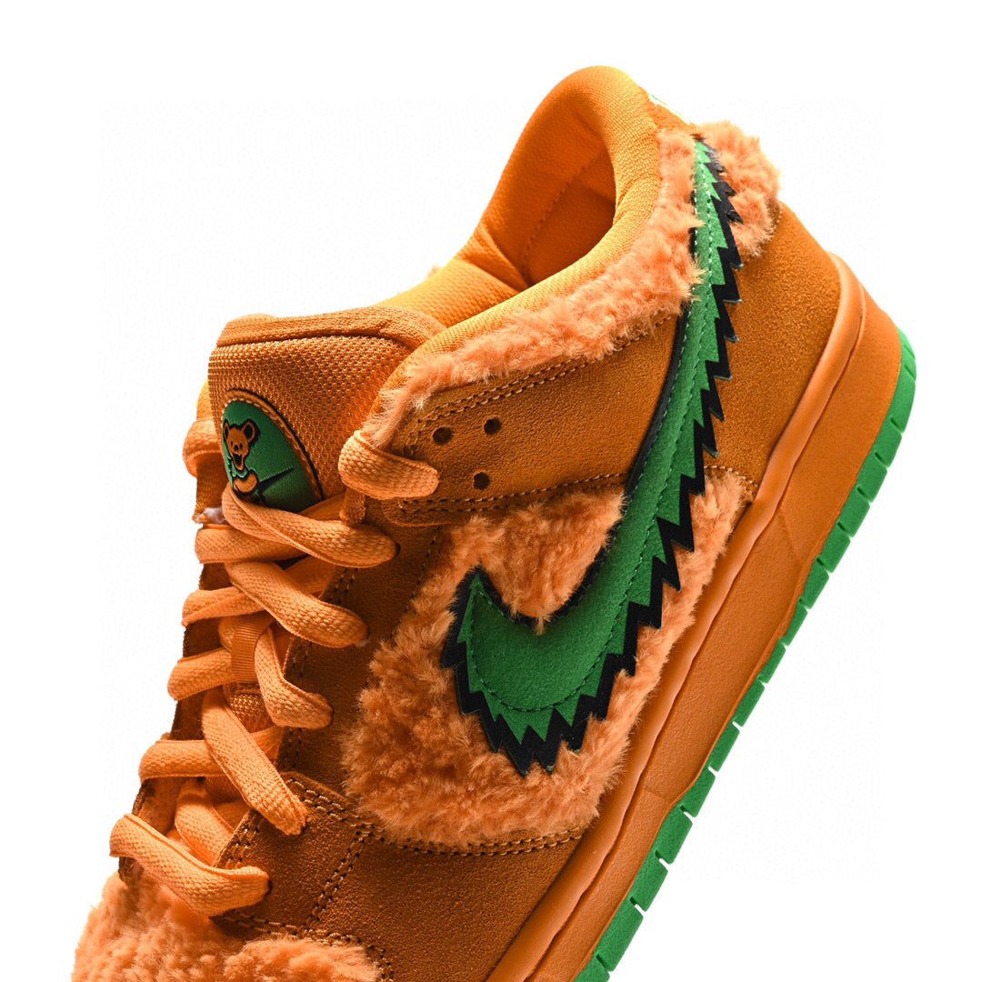 BL - NKE Dancing bear orange