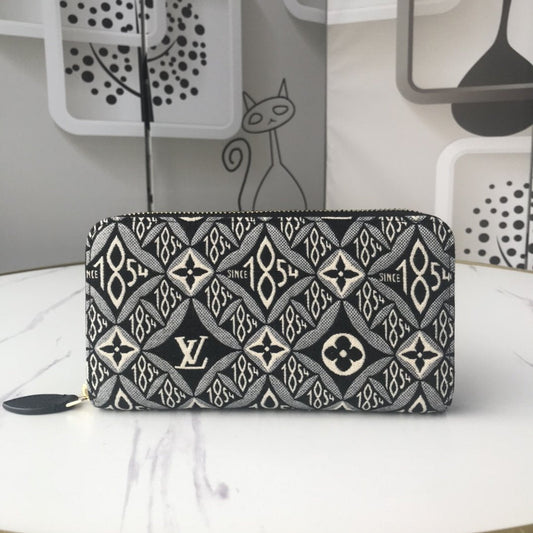 BL - High Quality Wallet LUV 022