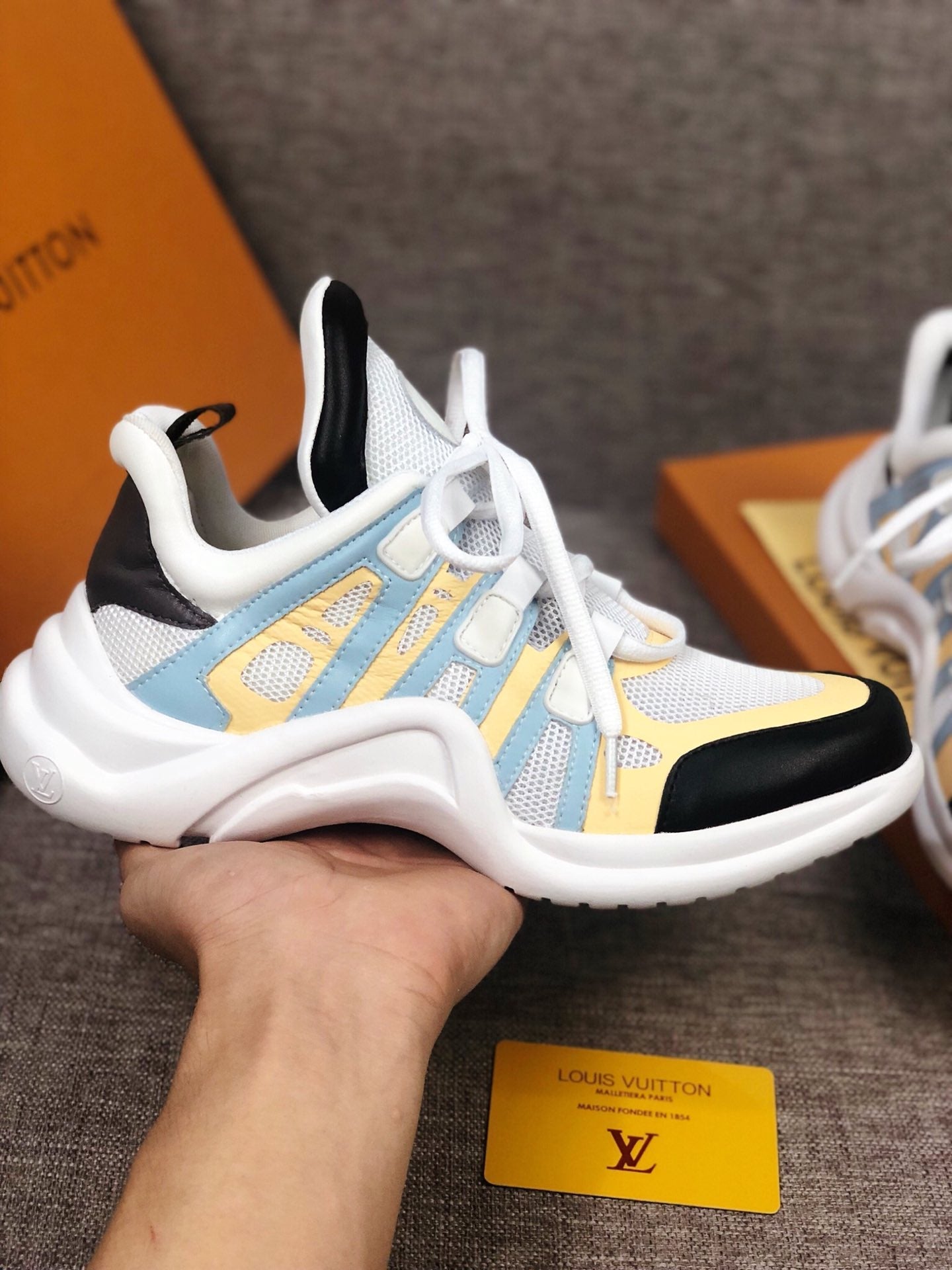 BL - LUV Archlight Black White Yellow Sneaker