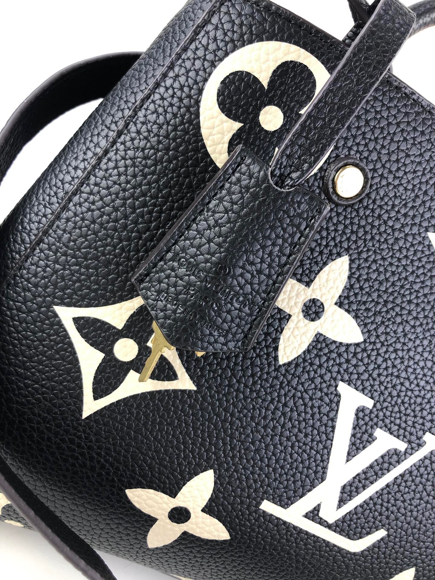 BL - High Quality Bags LUV 035