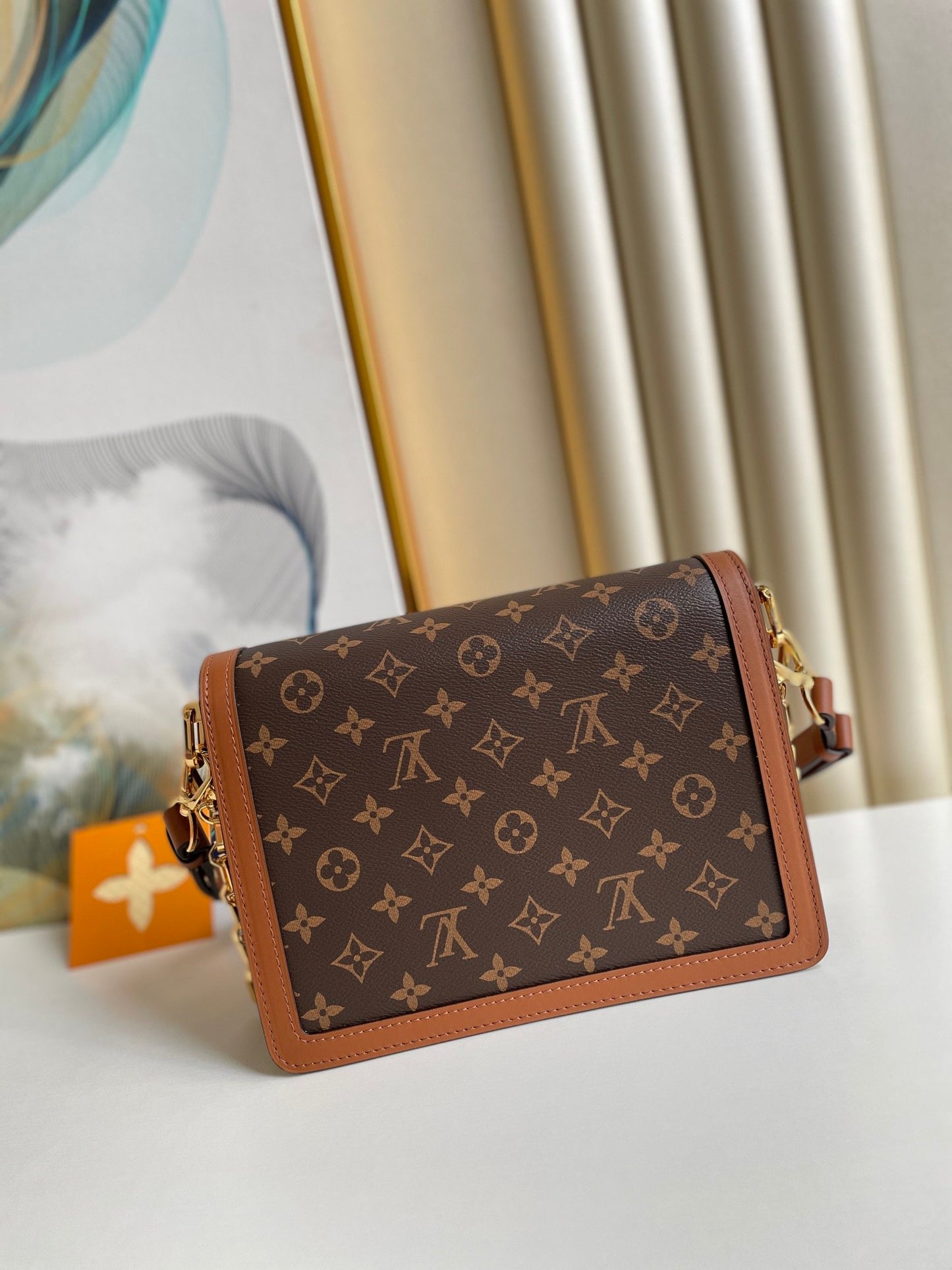 LV Dauphine MM Monogram And Monogram Reverse Canvas By Nicolas Ghesquière For The Cruise Collection, Shoulder Bags 25cm LV M45958