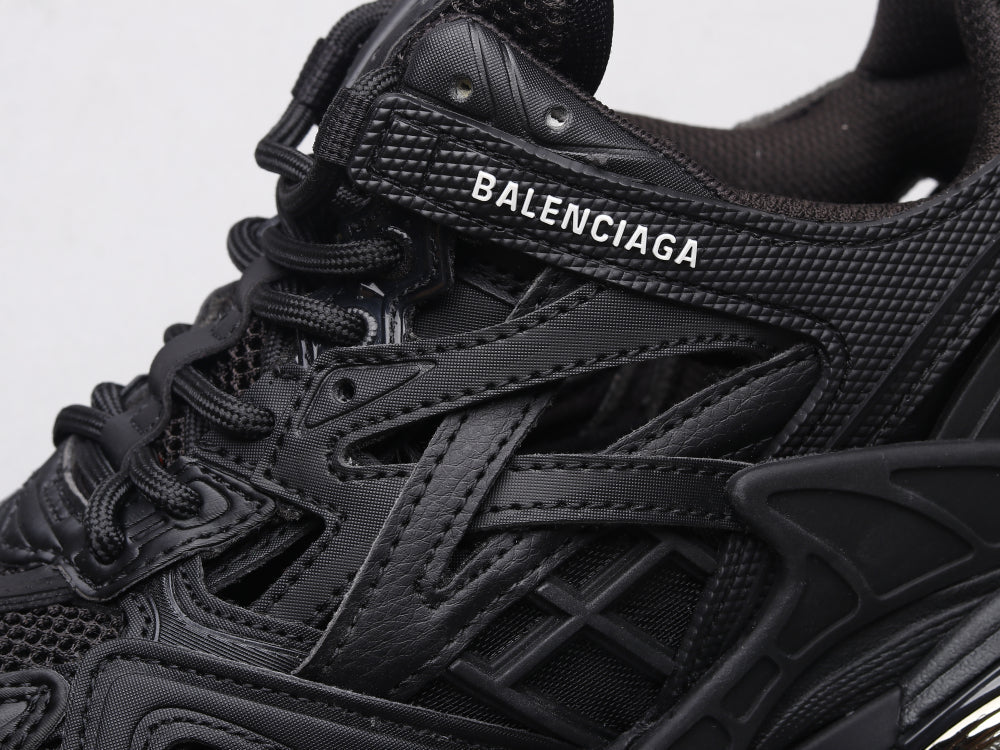 BL - Bla Track Hollow Black Sneaker