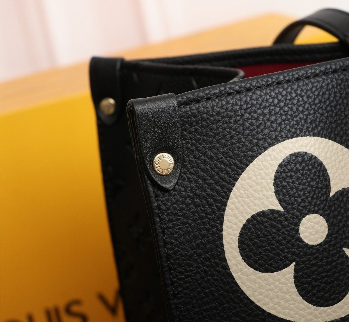 BL - High Quality Bags LUV 034