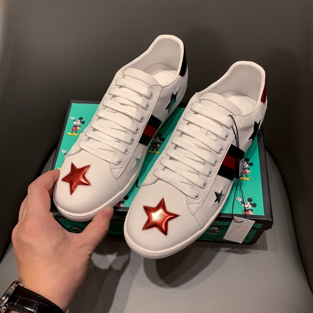 BL-GCI ACE LEATHER SNEAKER WITH STAR 109