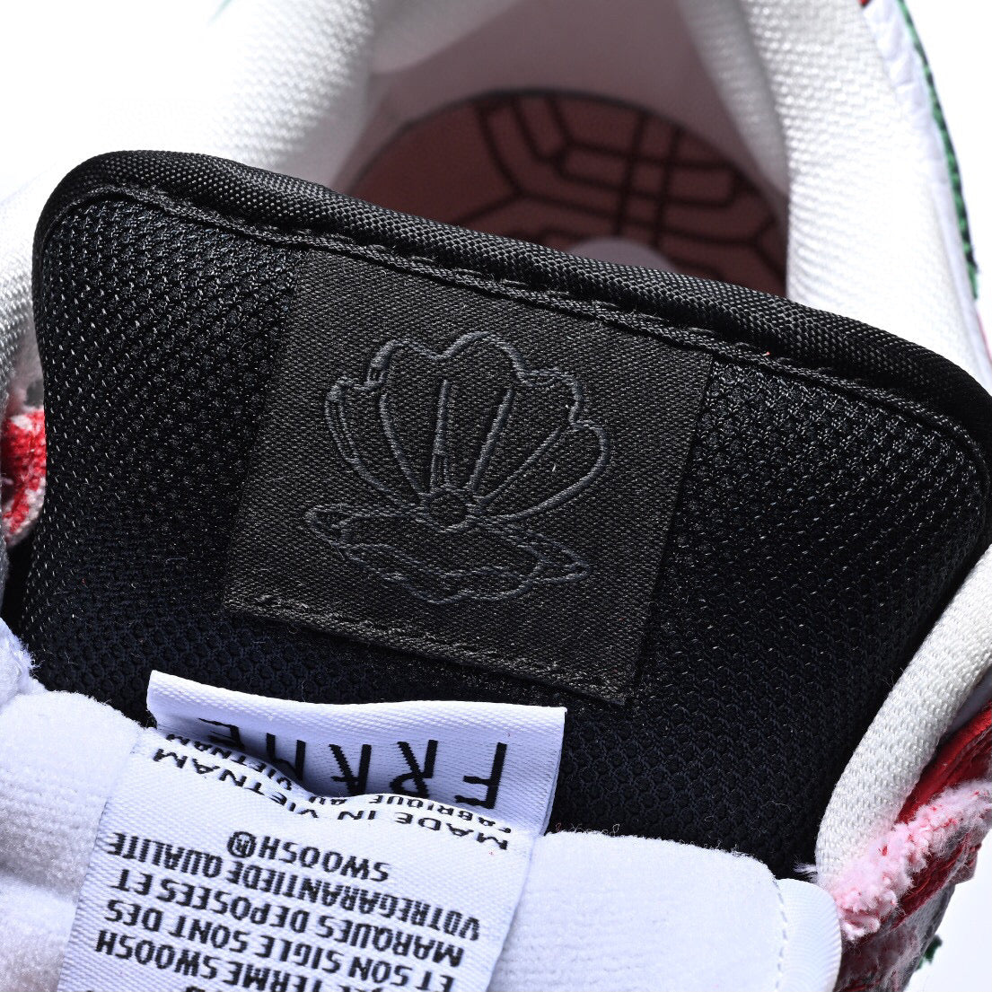 BL - Frame Skate x NKE SB Dunk Low
