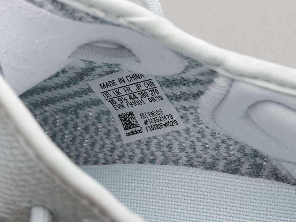 BL - Yzy 350 IBL Blue Sneaker
