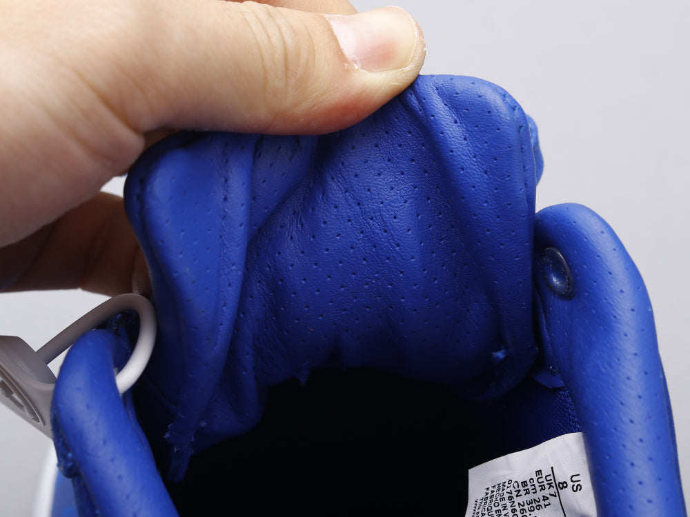 BL - CLOT blue silk