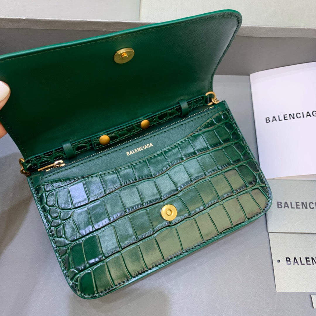 Balen Croc Embossed Patent B Bag With Chain In Green, For Women, Bags 7.9in/20cm