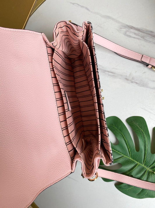 BL - High Quality Bags LUV 126