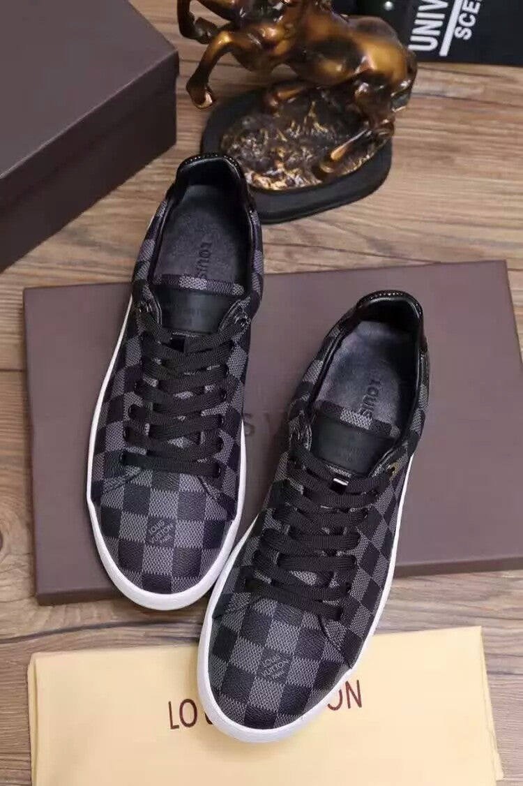 BL - LUV Black Sneaker