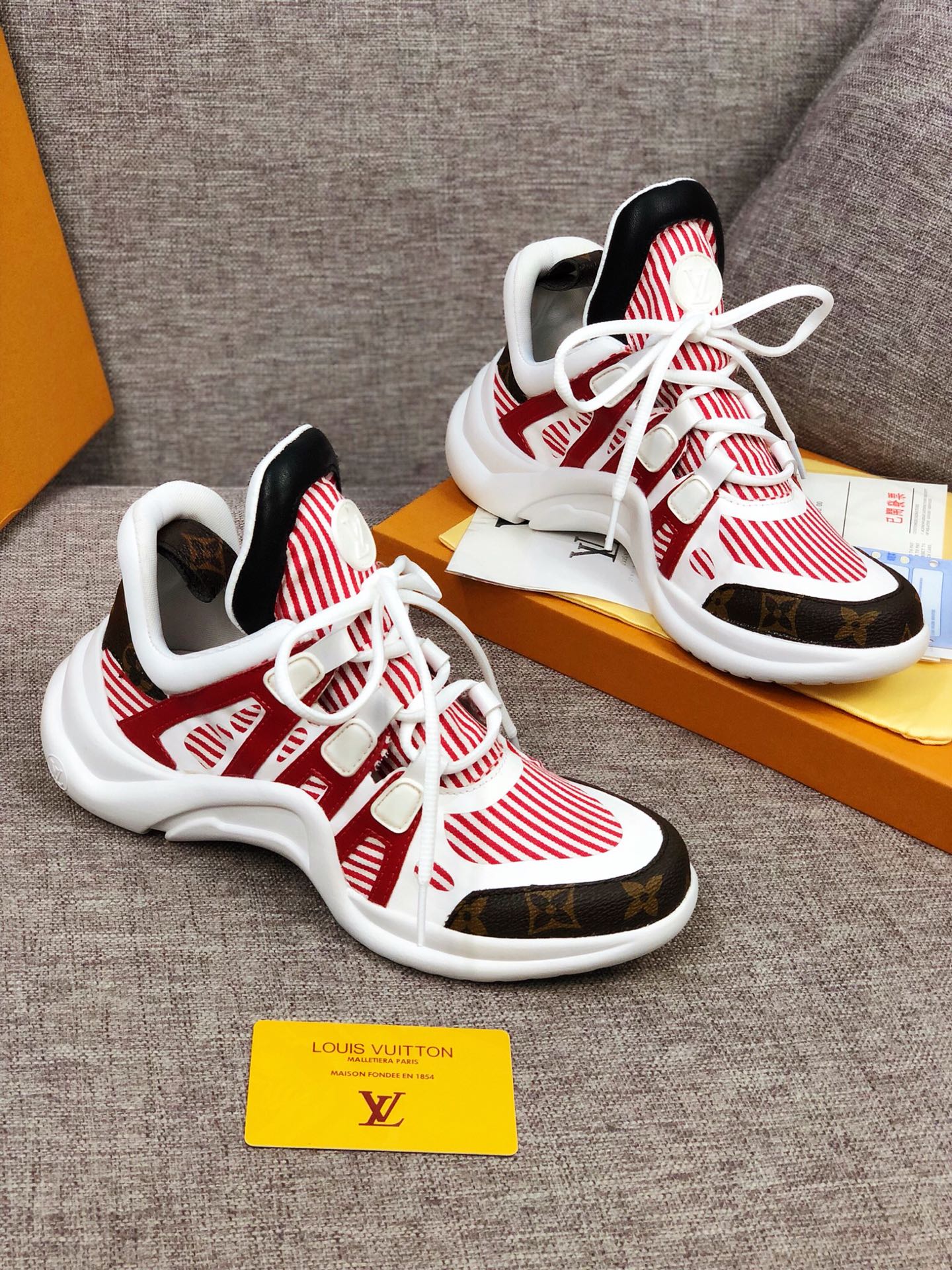 BL - LUV Archlight White Red Brown Sneaker