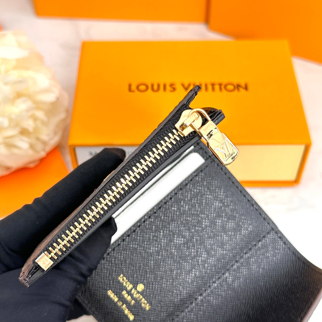 BL - High Quality Wallet LUV 137