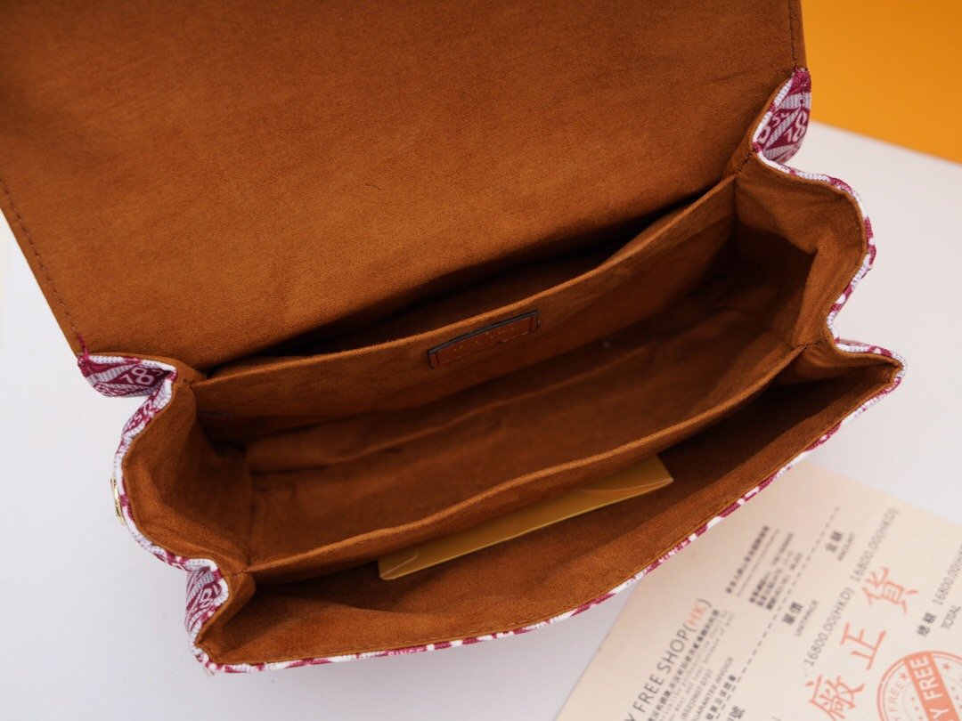 BL - High Quality Bags LUV 128