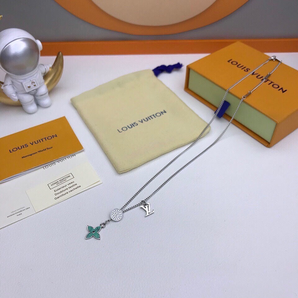 BL - High Quality Necklace LUV007