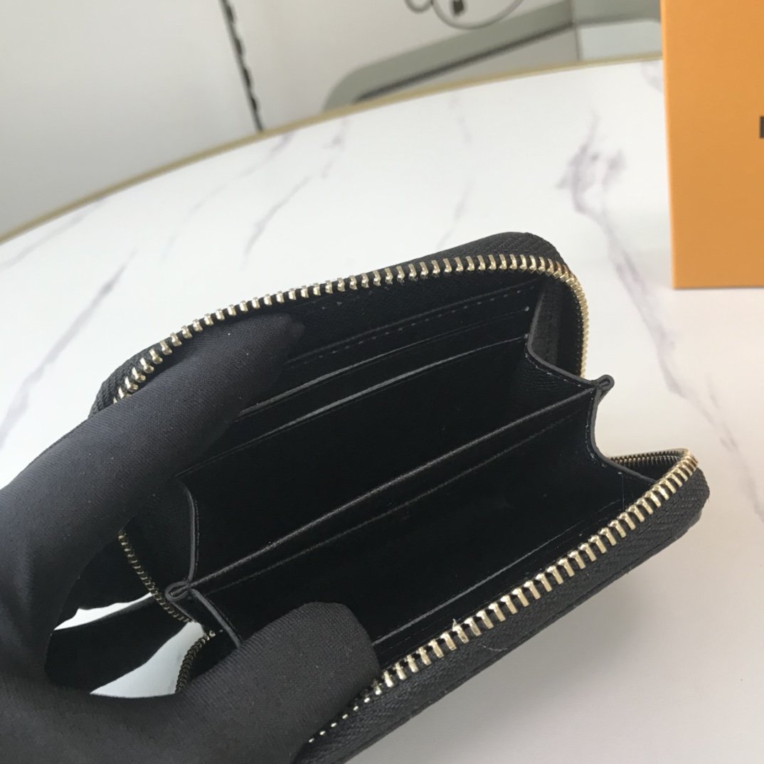 BL - High Quality Wallet LUV 029