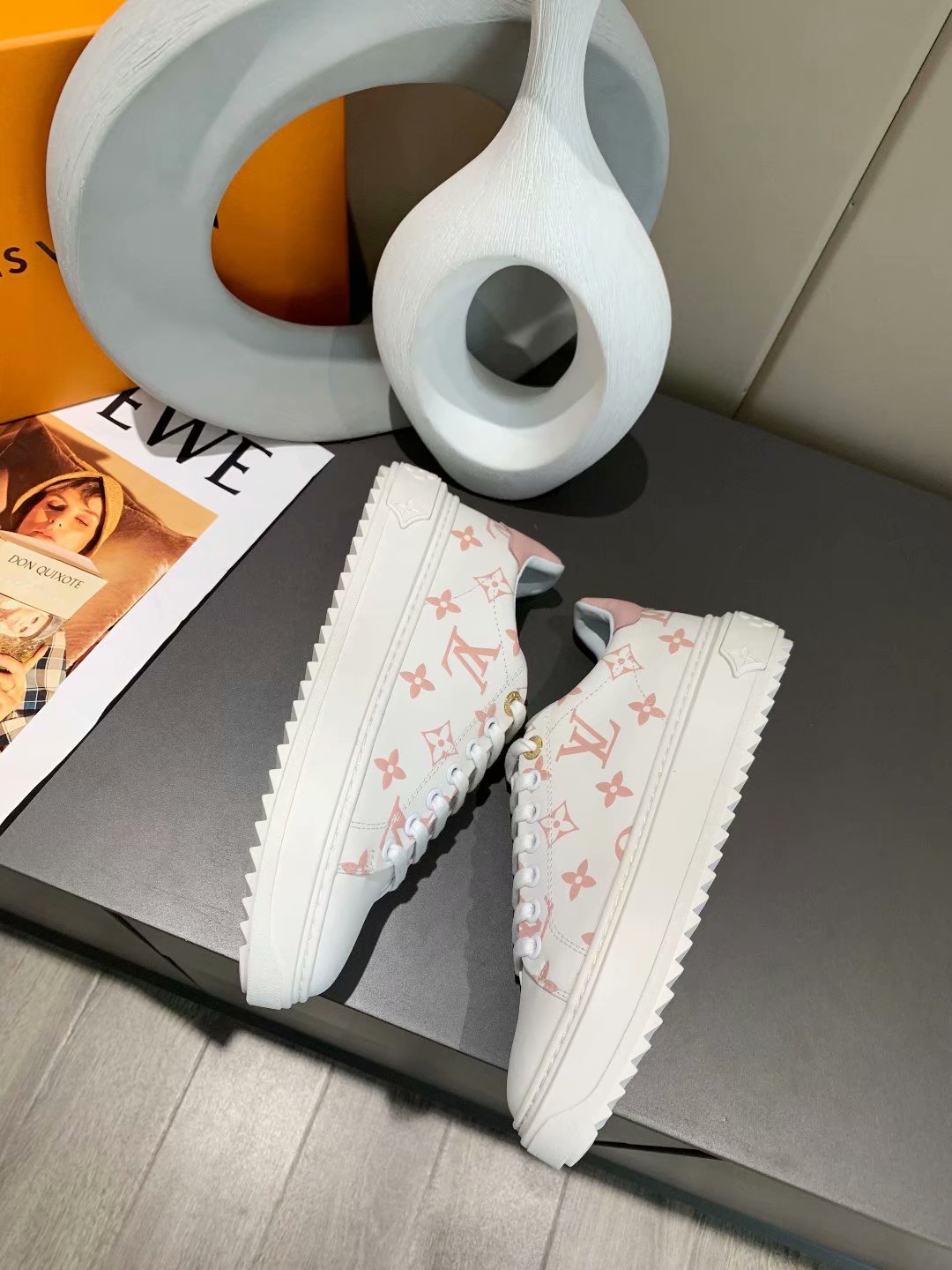 BL - LUV Time Out PInk Sneaker