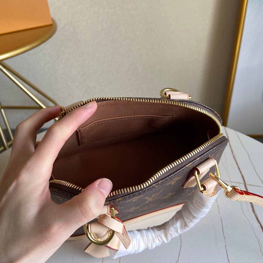 BL - High Quality Bags LUV 143
