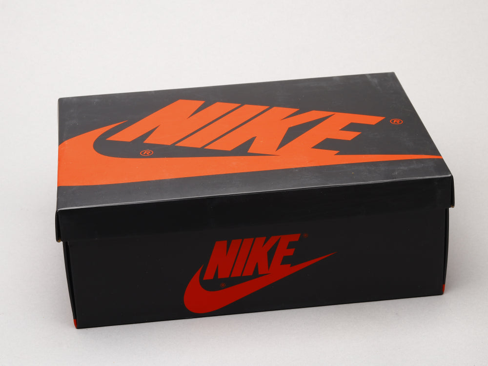 BL - AJ1 No resale of black and red