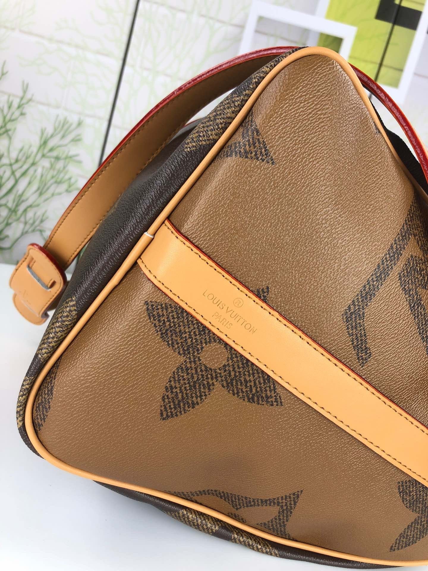 BL - High Quality Bags LUV 031