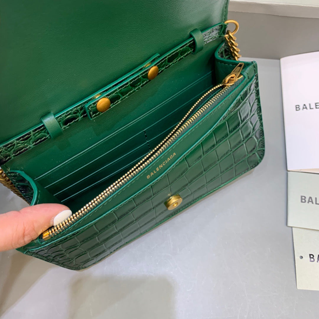 Balen Croc Embossed Patent B Bag With Chain In Green, For Women, Bags 7.9in/20cm