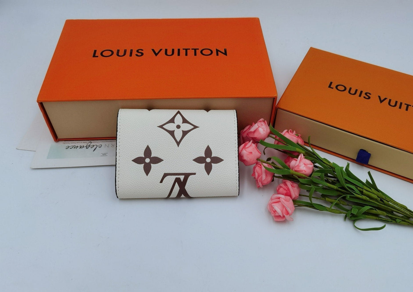 BL - High Quality Wallet LUV 001