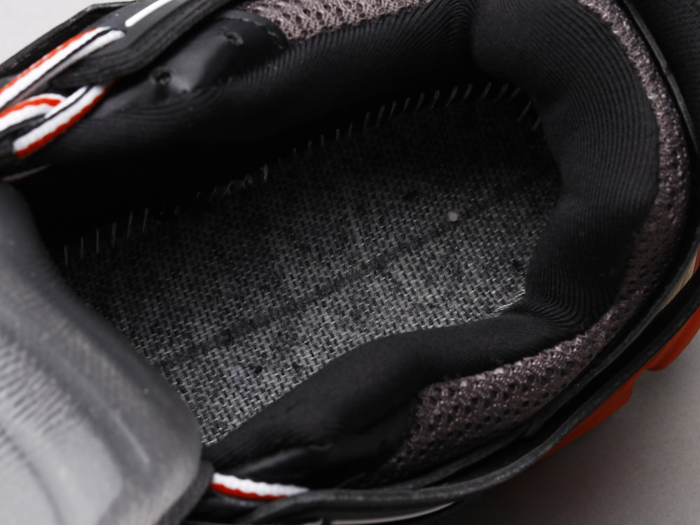 BL - Bla Track Black Red Sneaker